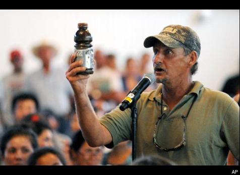 Ваша нефть теперь в нашей крови!