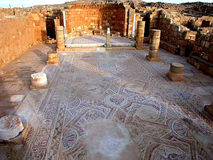 Свастика в древней Византийской церкви