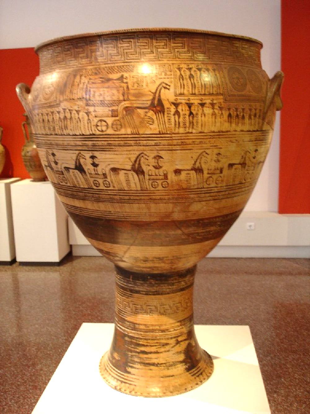 Свастика на Кратере (вазе), Аттика, 750 г. до н.э.